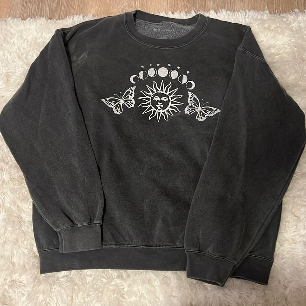 PacSun celestial crewneck